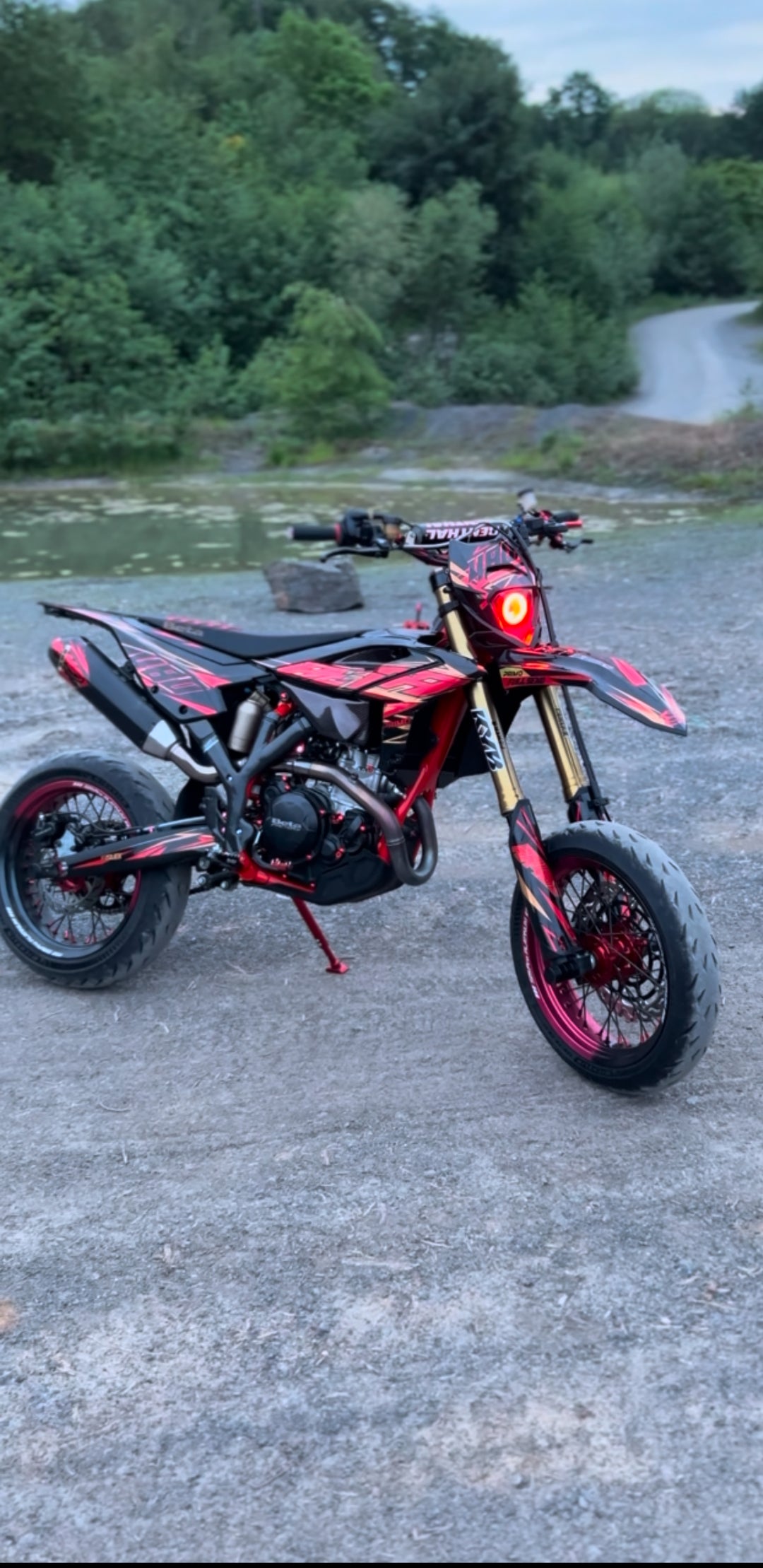 Supermoto